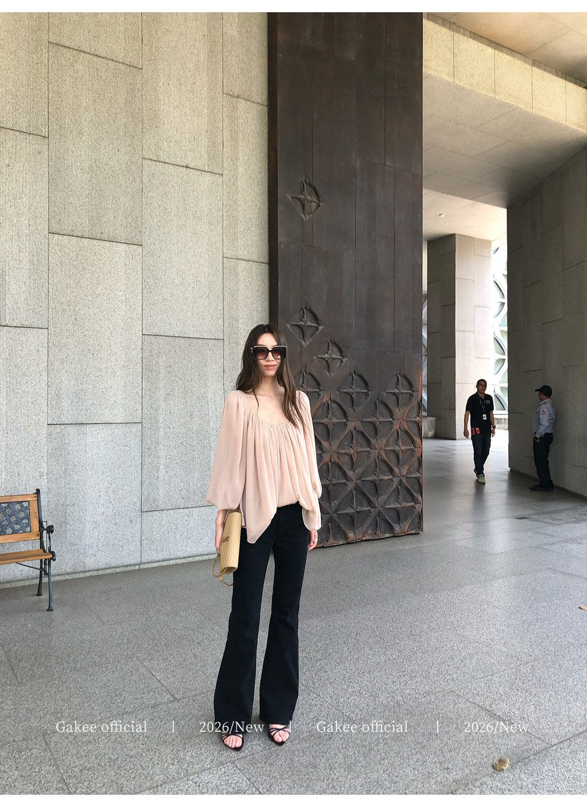 gakee official 프랑스식 벌룬 소매 시폰 셔츠 여성 봄 여름 와이드 밑단 핀치 Pleat 마이크로 ~을 통해 패키지 어깨 셔츠 상세 이미지 18