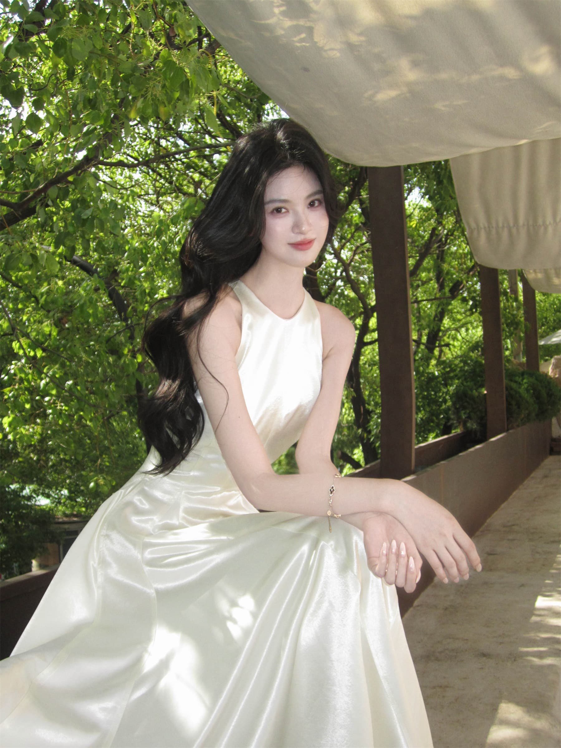 하나부터 순간 달빛 뮤즈 미니멀리즘 품격 민소매 절단 어깨 여성 드레스 3 차원 자르기 부드러운 롱 스커트 상세 이미지 36