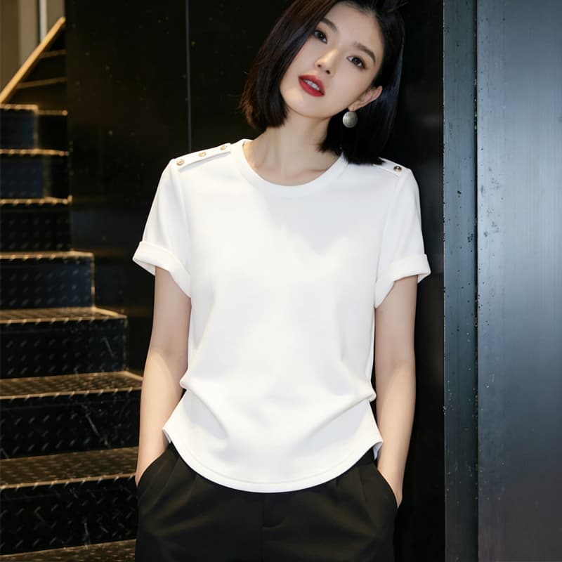 어깨 버클 장식 반팔 티셔츠 여성 여름 2026 새로운 단색 다용도 몸매 가꾸기 허리 수축 쇼트 스타일 작은 키 맨위 이미지 6