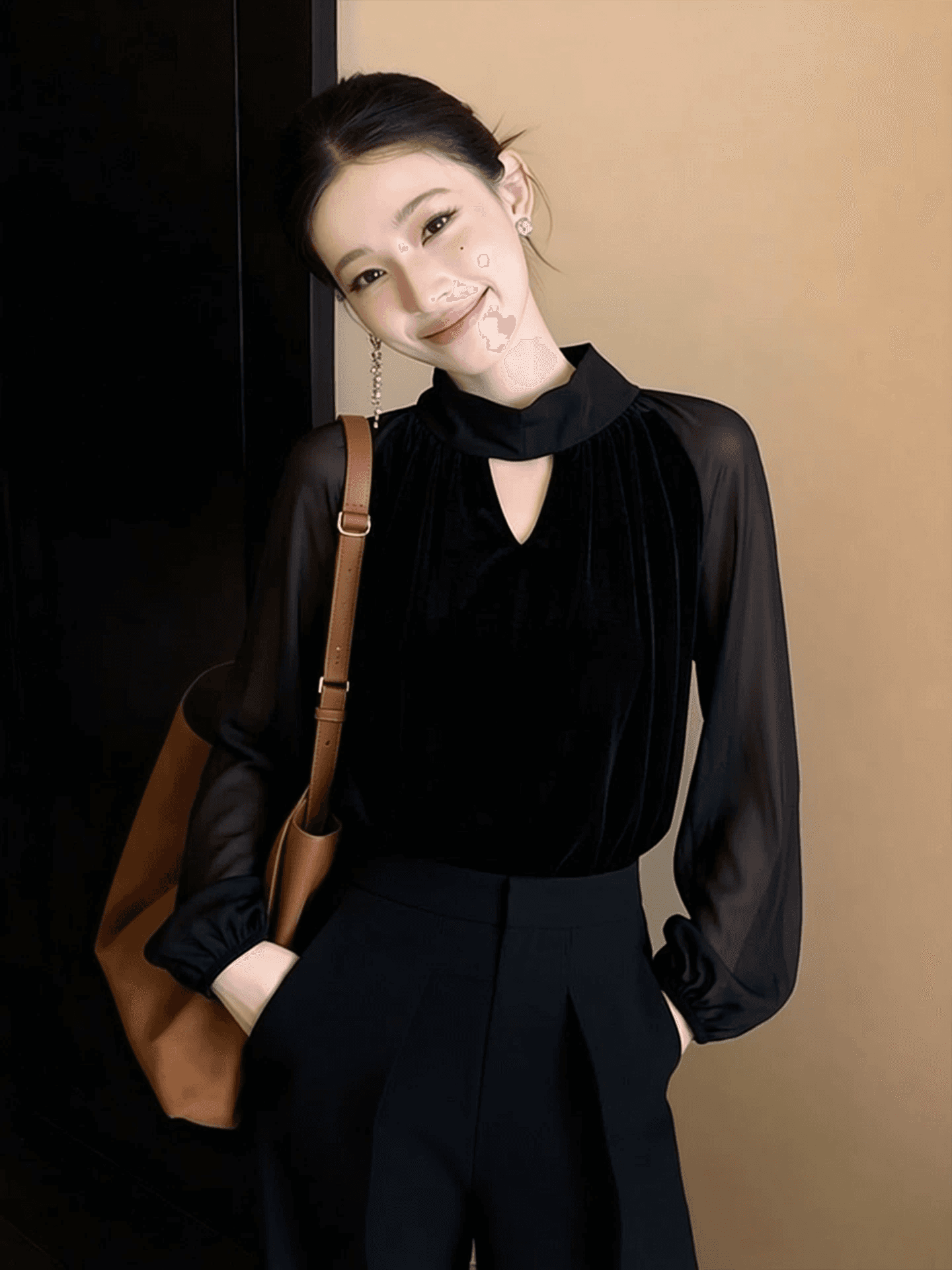 품격 검정색 벨벳 벌룬 소매 맨위 여성 2026 봄 새로운 몸매 가꾸기 슬림해 보이는 고급 센스 다용도 기본 셔츠 상세 이미지 3