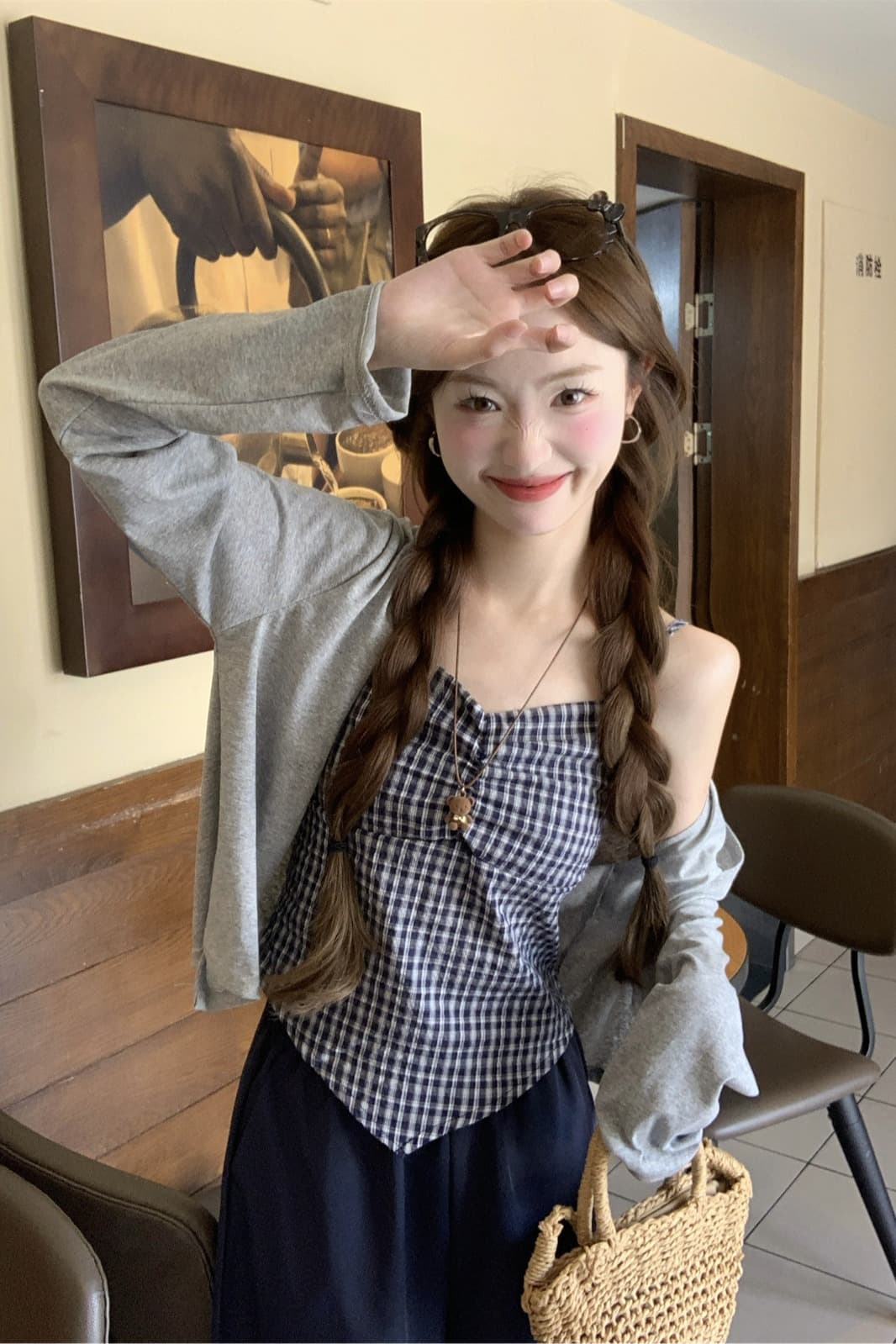 실사 정가 새로운 체크무늬 슬립 주름 장식 몸매 가꾸기 만나는 맨위 얇은 스타일 긴팔 자외선 차단 오픈 가디건 세트 이미지 6