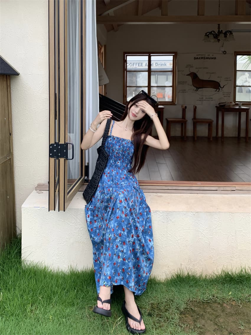 실사 정가 여름 디자인 불규칙 허리 수축 슬림해 보이는 A라인 스커트 휴가 바람 레트로 꽃무늬 슬립 여성 드레스 이미지 3