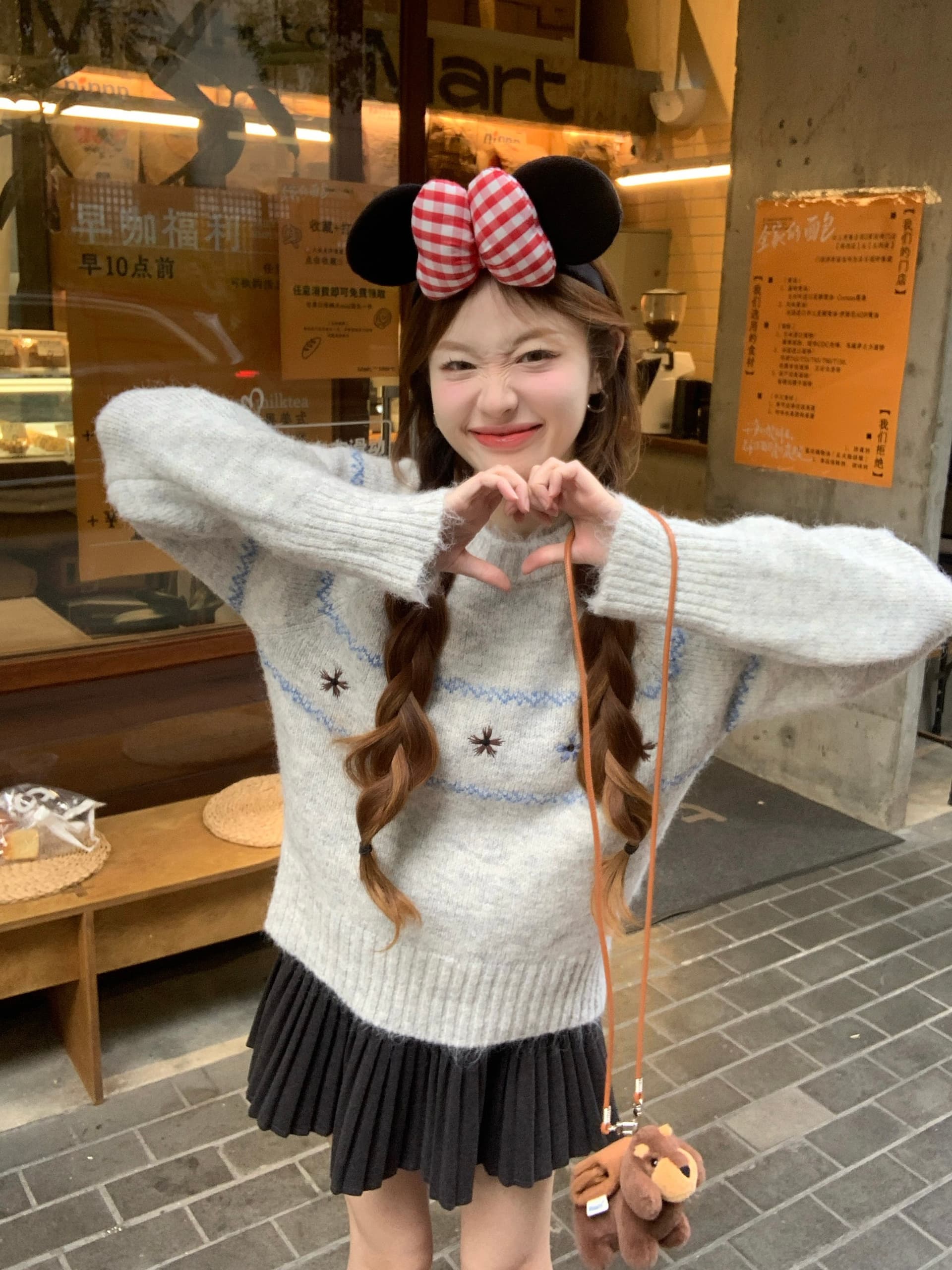 문예 레트로 꽃 자수 라운드 넥 풀오버 스웨터 여자 가을 겨울 새로운 한 부서 루즈핏 느긋한 바람 니트 맨위 상세 이미지 7