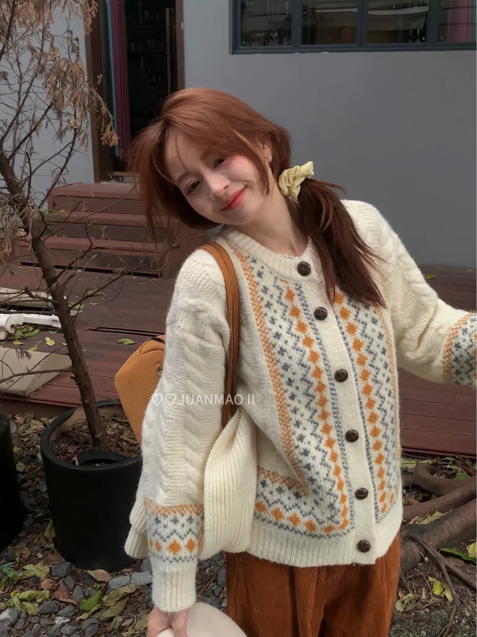 레트로 느긋한 바람 공정한 섬 스웨터 여자 가을 겨울 2025 새로운 고급 센스 루즈핏 두꺼운 니트 카디건 코트