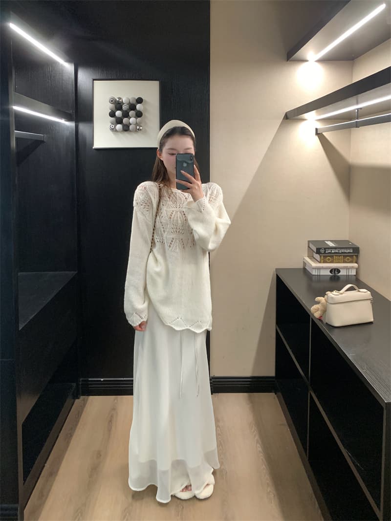 프랑스식 무거운 작업 홀로우 아웃 자수 오프숄더 스웨터 여자 가을 겨울철 새로운 느긋한 바람 루즈핏 슬림해 보이는 니트 스웨터 맨위 상세 이미지 7