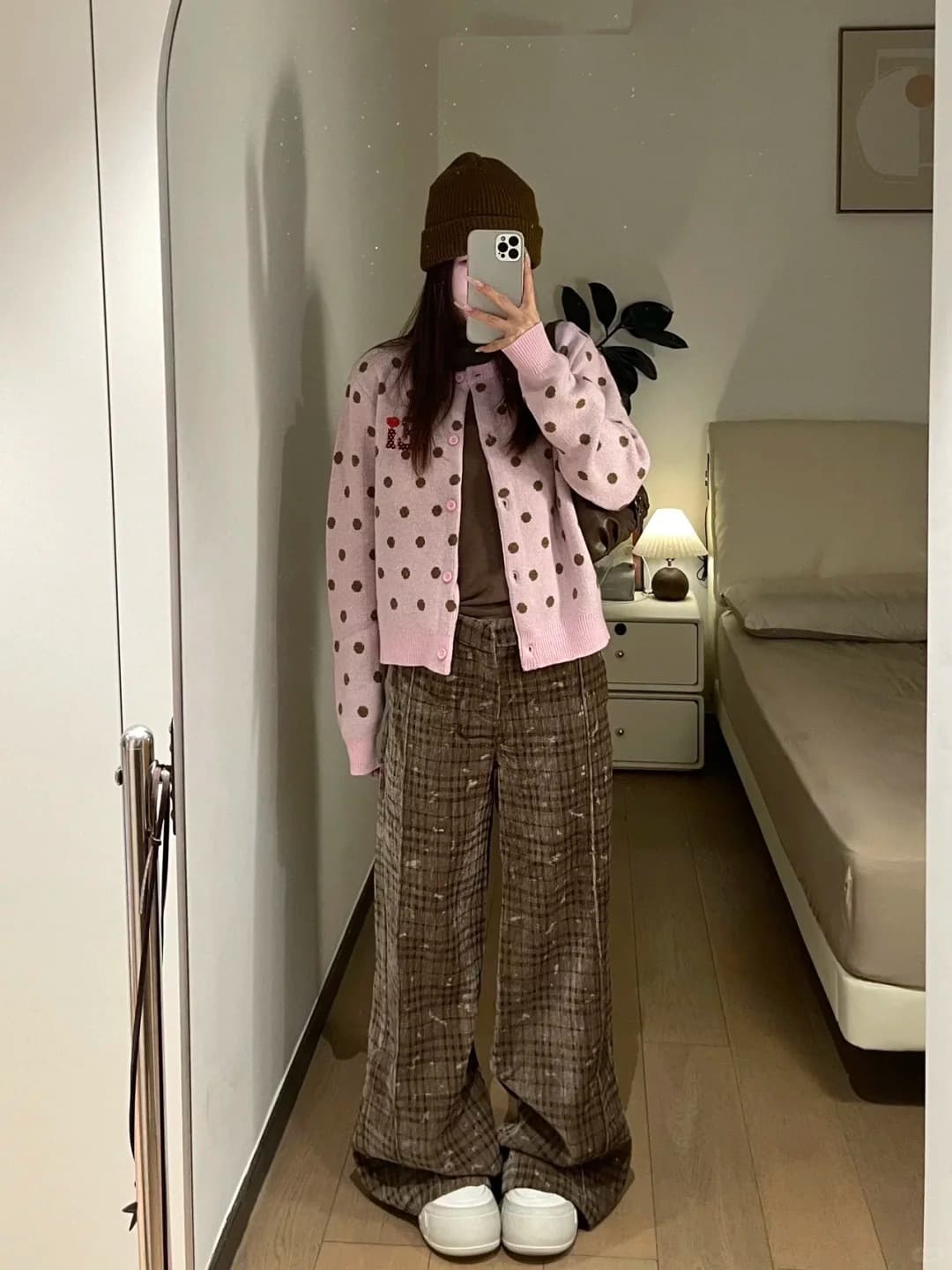 아메리칸 레트로 도트 무늬 라운드 넥 오픈 가디건 스웨터 여성 코트 조기 가을 쇼트 스타일 부드러운 찹쌀 느긋한 바람 니트 스웨터 맨위 상세 이미지 11
