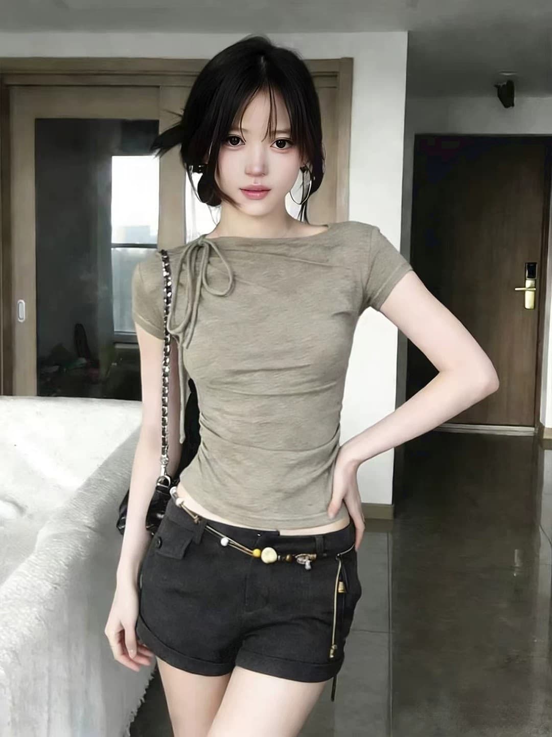 아메리칸 주름 레트로 스트랩 비스듬한 어깨 반팔 티셔츠 여성 여름 2026 새로운 몸매 가꾸기 슬림해 보이는 핫걸 작은 맨위 상세 이미지 5
