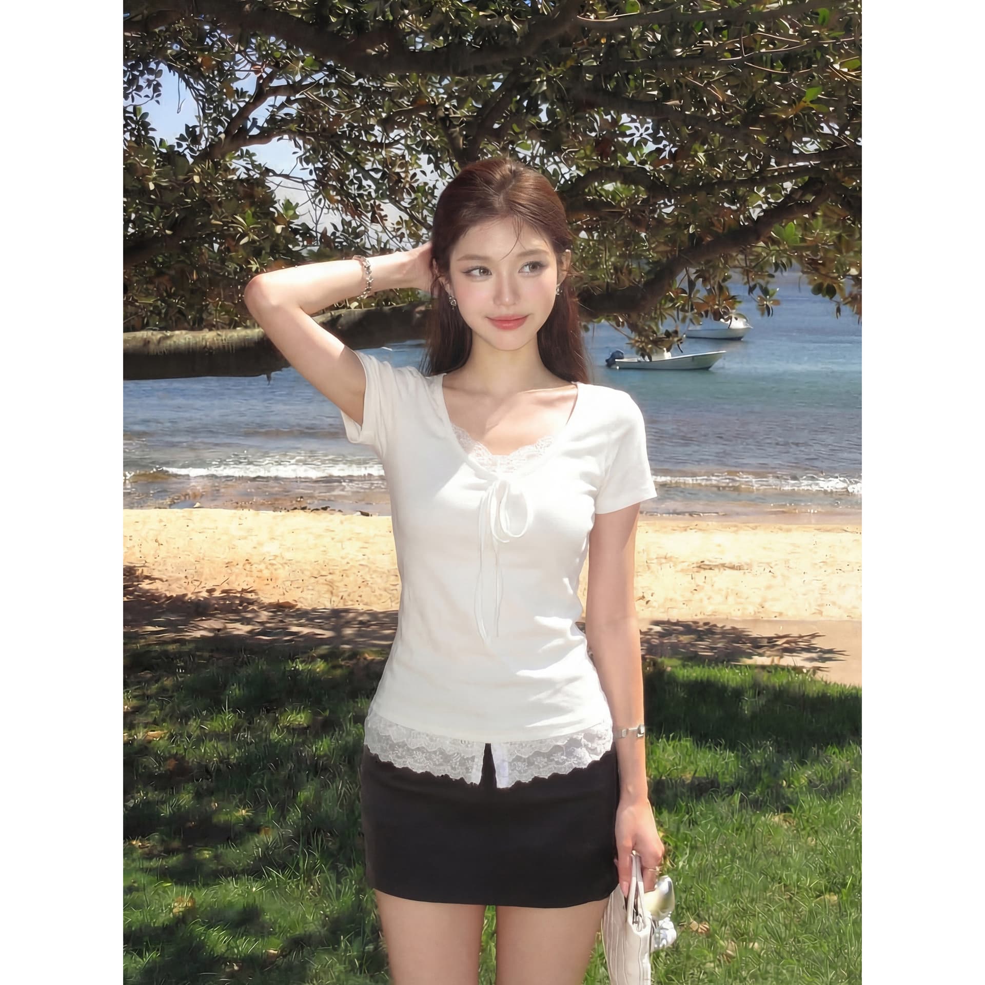 한 부서 질감 센스 레이스 V넥 반팔 티셔츠 여성 여름 새로운 레이스업 몸매 가꾸기 디자인 다용도 슬림해 보이는 맨위