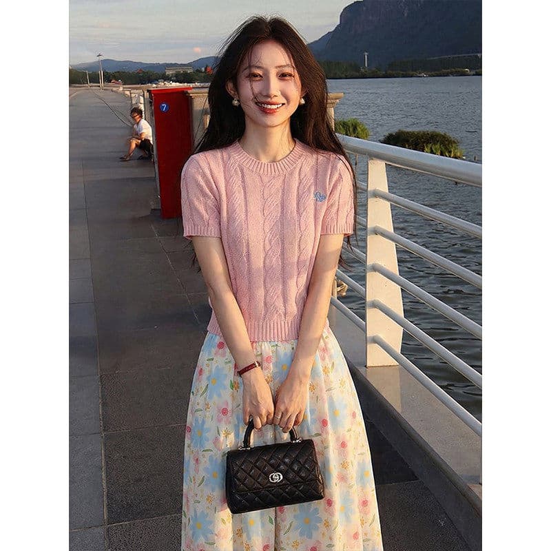 miu 부서 핑크색 니트 반팔 여성 여름 캐주얼 얇은 스타일 라운드 넥 스웨터 슬림해 보이는 품격 고급 센스 맨위 트렌디 상세 이미지 10