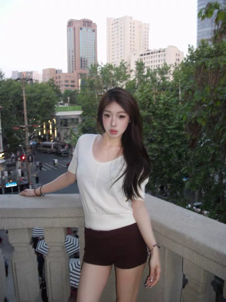 프랑스식 작은 셔츠 여름 오래된 돈 느슨함 니트 작은 반팔 여성 프랑스식 느긋한 단색 다용도 u 칼라 반팔 셔츠 상세 이미지 5