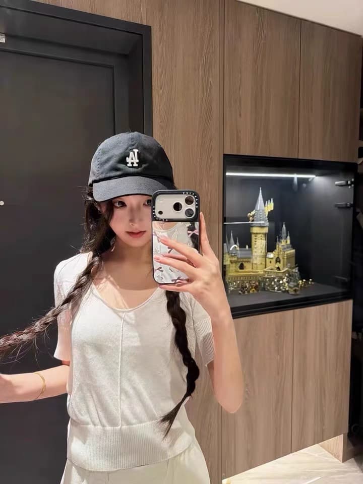 프랑스식 작은 셔츠 여름 오래된 돈 느슨함 니트 작은 반팔 여성 프랑스식 느긋한 단색 다용도 u 칼라 반팔 셔츠 상세 이미지 8