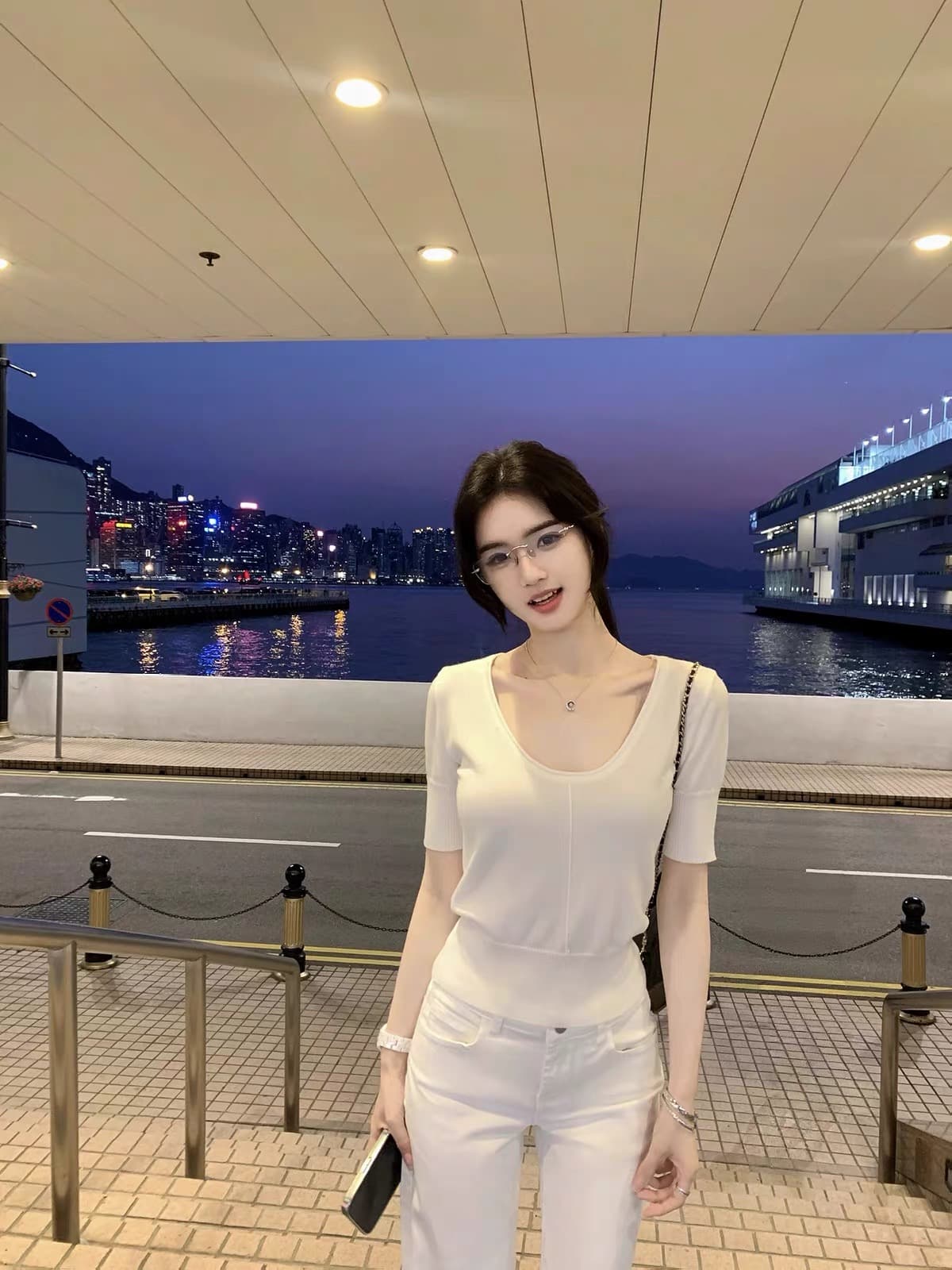 프랑스식 작은 셔츠 여름 오래된 돈 느슨함 니트 작은 반팔 여성 프랑스식 느긋한 단색 다용도 u 칼라 반팔 셔츠 상세 이미지 10