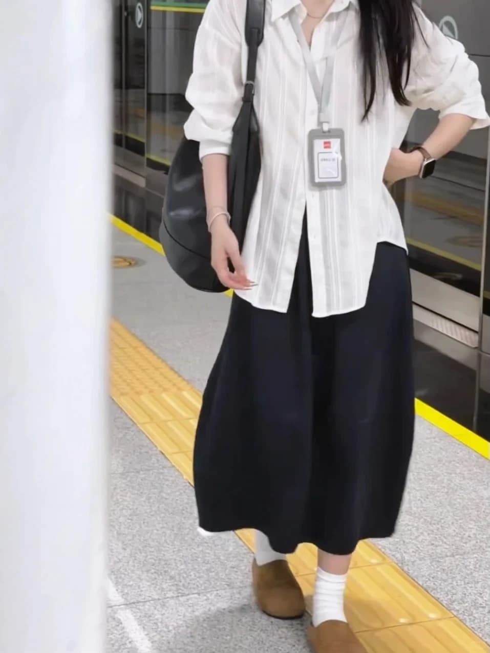 봄 출퇴근 바람 화이트 자카드 긴팔 여성 셔츠 루즈핏 고급 센스 자외선 차단 셔츠 단색 맨위 상세 이미지 17