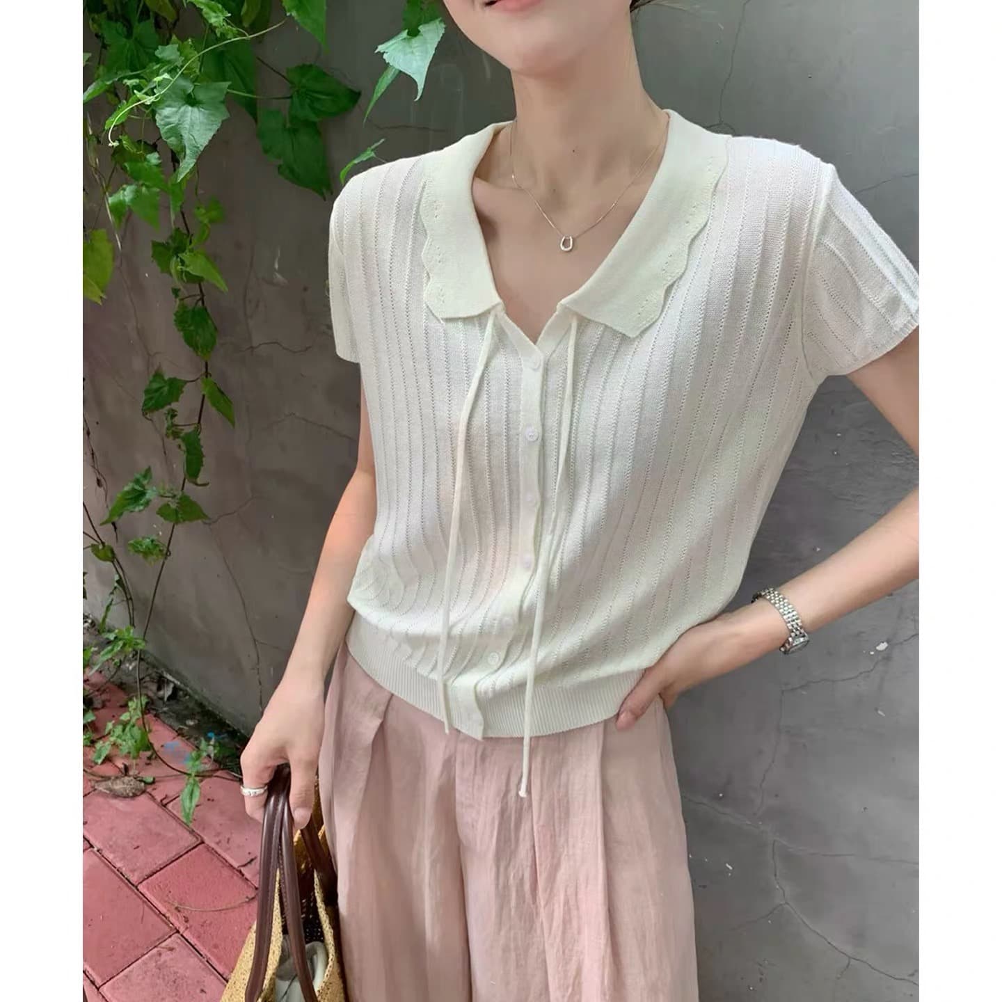 빅 사이즈 지방 mm 부드러운 바람 레이스업 레이스 폴로 칼라 얼음 실크 티셔츠 여름 슬림해 보이는 표지 배 싱글 줄 버튼 니트 맨위 상세 이미지 10