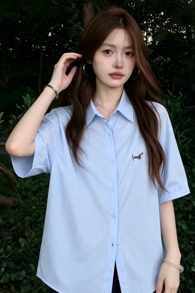 레트로 강아지 자수 화이트 반팔 여성 셔츠 여름 새로운 루즈핏 슬림해 보이는 폴로 칼라 다용도 캐주얼 셔츠 이미지 6