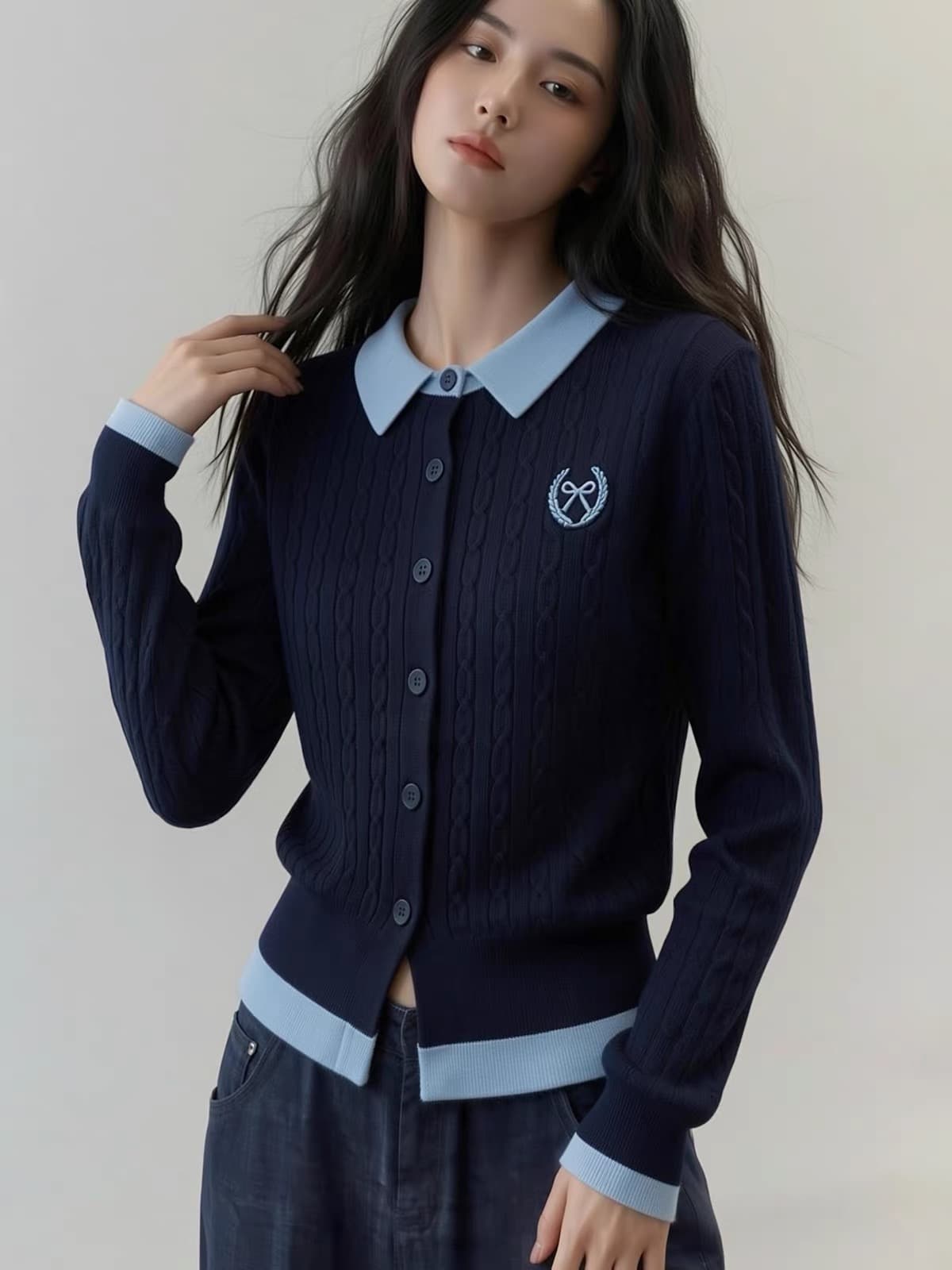 지식인 바람 페이크 레이어드 배색 POLO 칼라 니트 오픈 가디건 맨위 여성 2026 조기 가을 새로운 상세 이미지 27