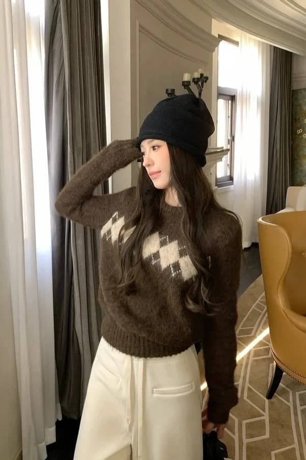 링 그리드 라운드 넥 풀오버 스웨터 여자 가을 겨울 새로운 캐주얼 바람 디자인 센스 몸매 가꾸기 슬림해 보이는 니트 맨위 이미지 7