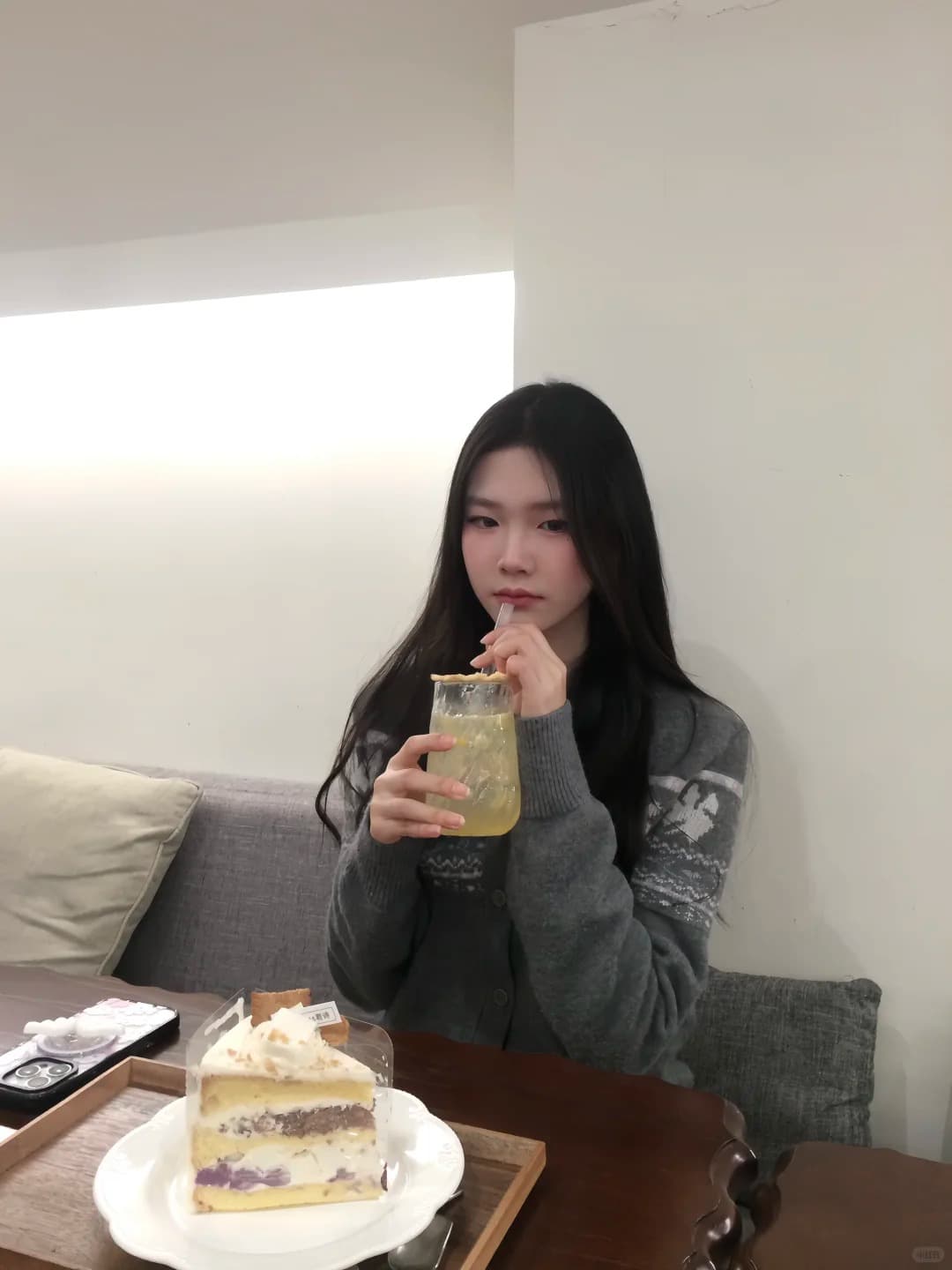 라운드 넥 오픈 가디건 쇼트 스타일 공정한 섬 스웨터 여자 가을 겨울 슬림해 보이는 느긋한 바람 몸매 가꾸기 오픈 가디건 맨위 로드 중 이미지 4