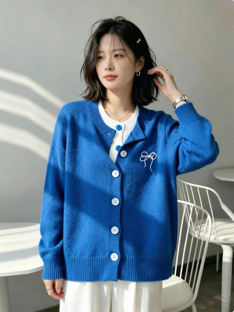 파란색 페이크 레이어드 와이드 부드러운 찹쌀 라운드 넥 긴팔 니트 스웨터 스웨터 여자 2026 가을 품격 맨위 작은 키 이미지 3