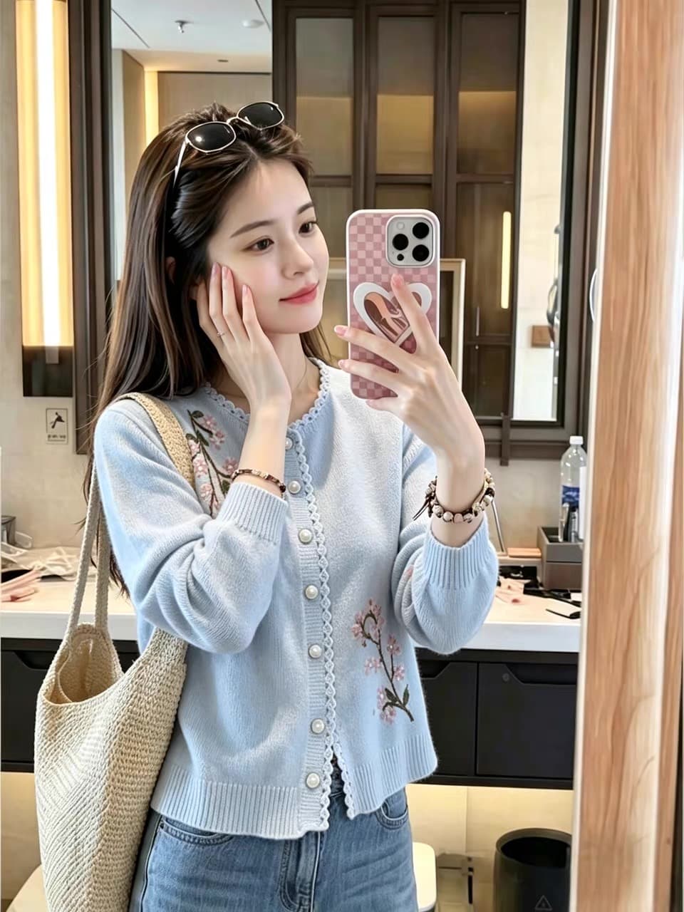 조기 가을 달콤한 스타일 수공 자수 니트 오픈 가디건 여성 진한 파란색 라운드 넥 다용도 스웨터 패션 외국 가스 재킷 상세 이미지 16