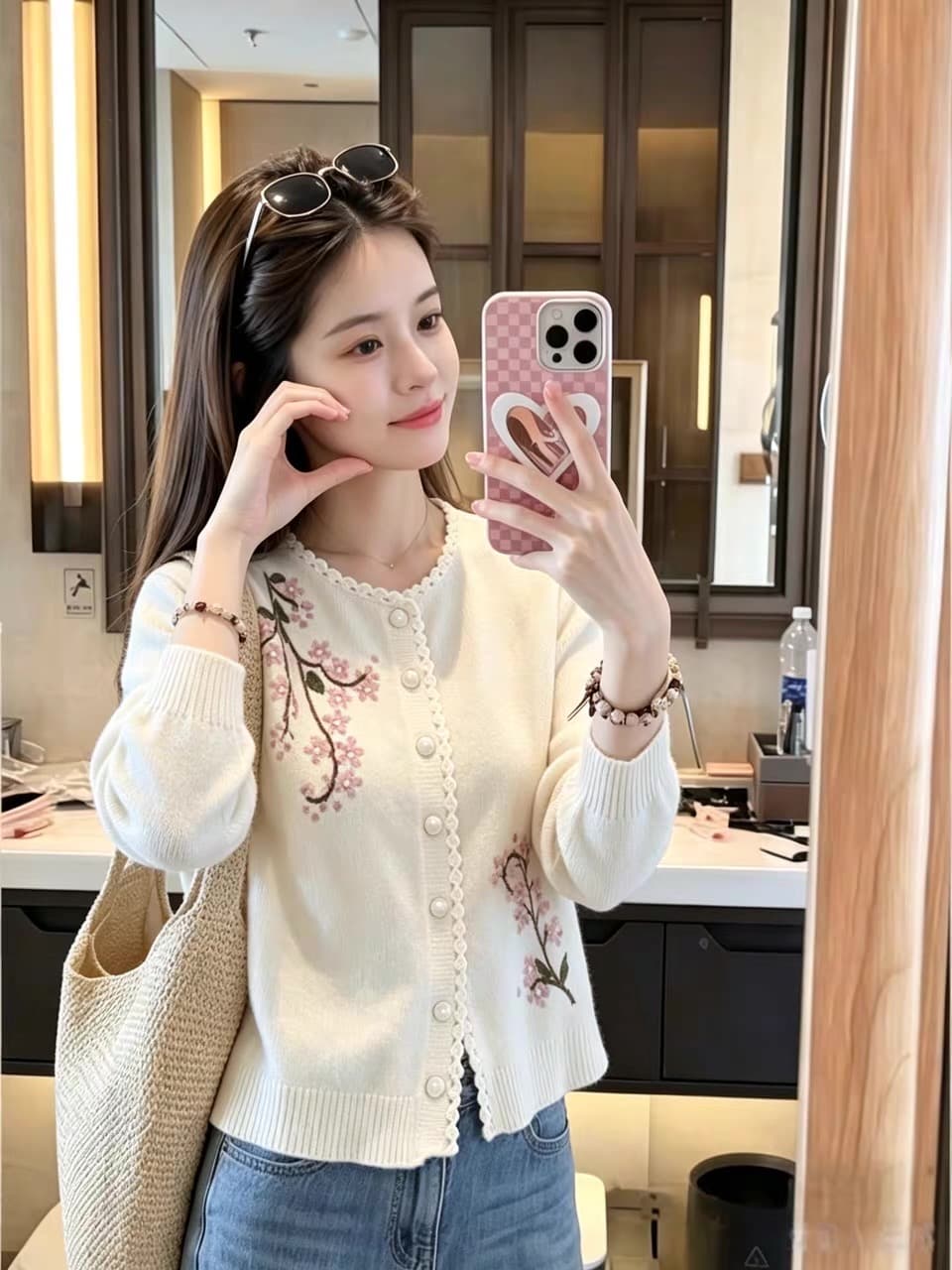 조기 가을 달콤한 스타일 수공 자수 니트 오픈 가디건 여성 진한 파란색 라운드 넥 다용도 스웨터 패션 외국 가스 재킷 상세 이미지 22