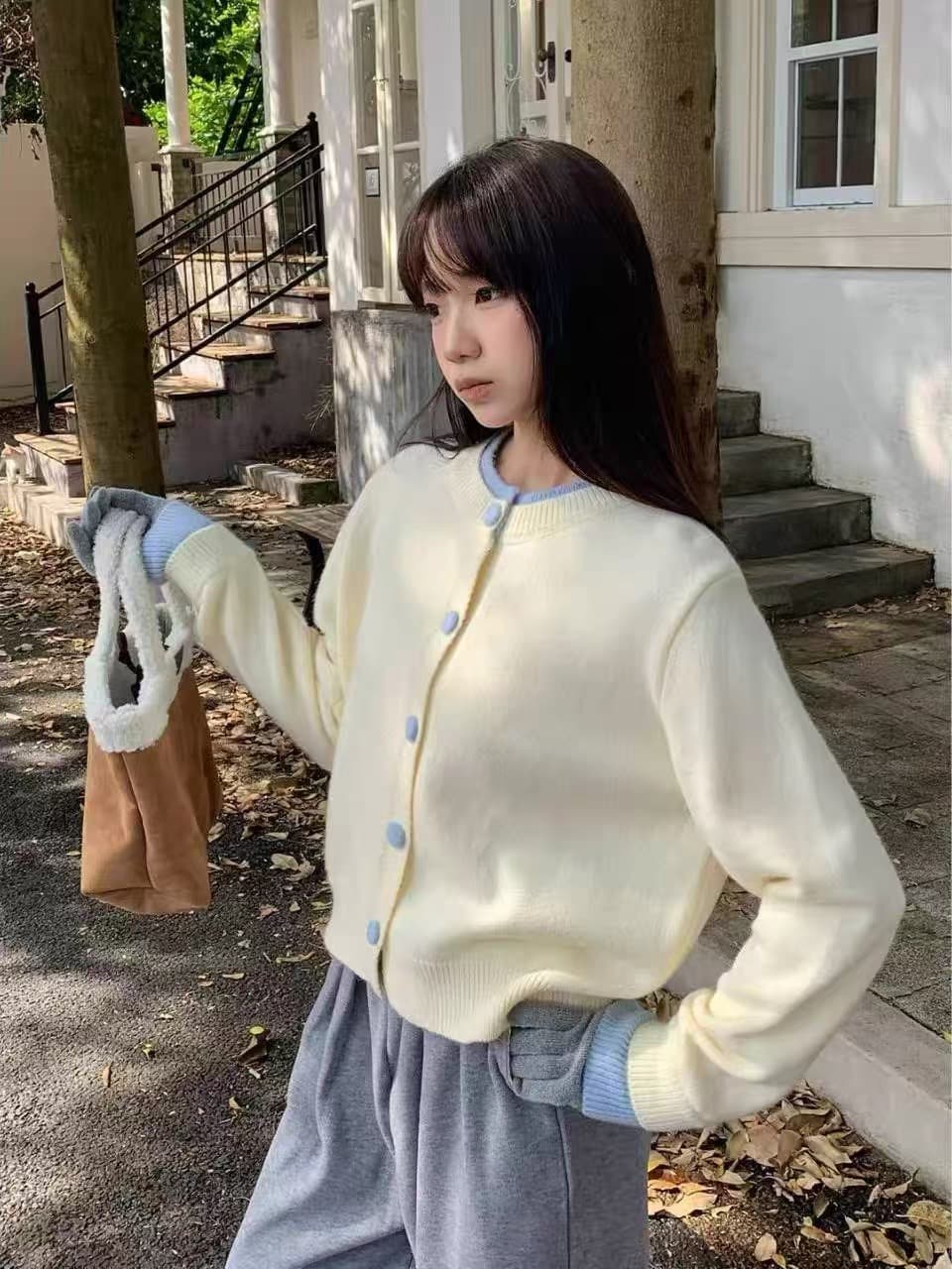 배색 패치워크 페이크 레이어드 니트 오픈 가디건 여성 가을 겨울 디자인 센스 스웨터 코트 부드러운 한 부서 바람 가을 겨울 맨위 상세 이미지 4