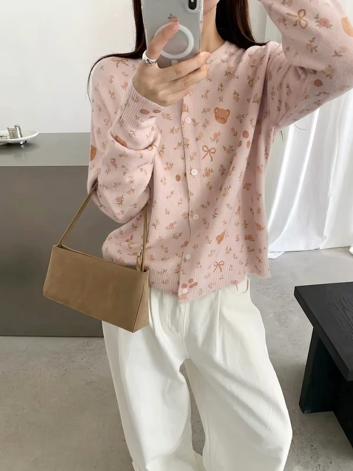 가을 한 부서 달콤함 작은 곰 자수 니트 오픈 가디건 여성 부드러운 느긋한 바람 단추 스웨터 코트 상세 이미지 7