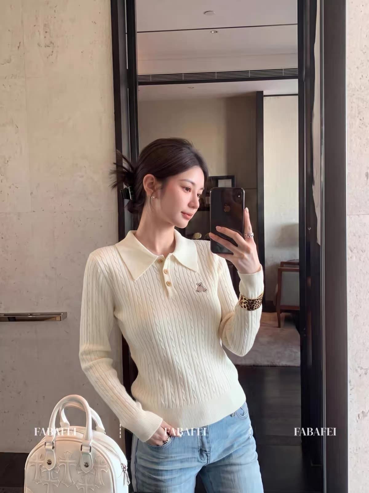이른 가을 한 부서 자수 POLO 칼라 검정색 꽈배기 스웨터 봄 가을 새로운 긴팔 만나는 니트 스웨터 인사이드 잡아라. 의류 상세 이미지 1