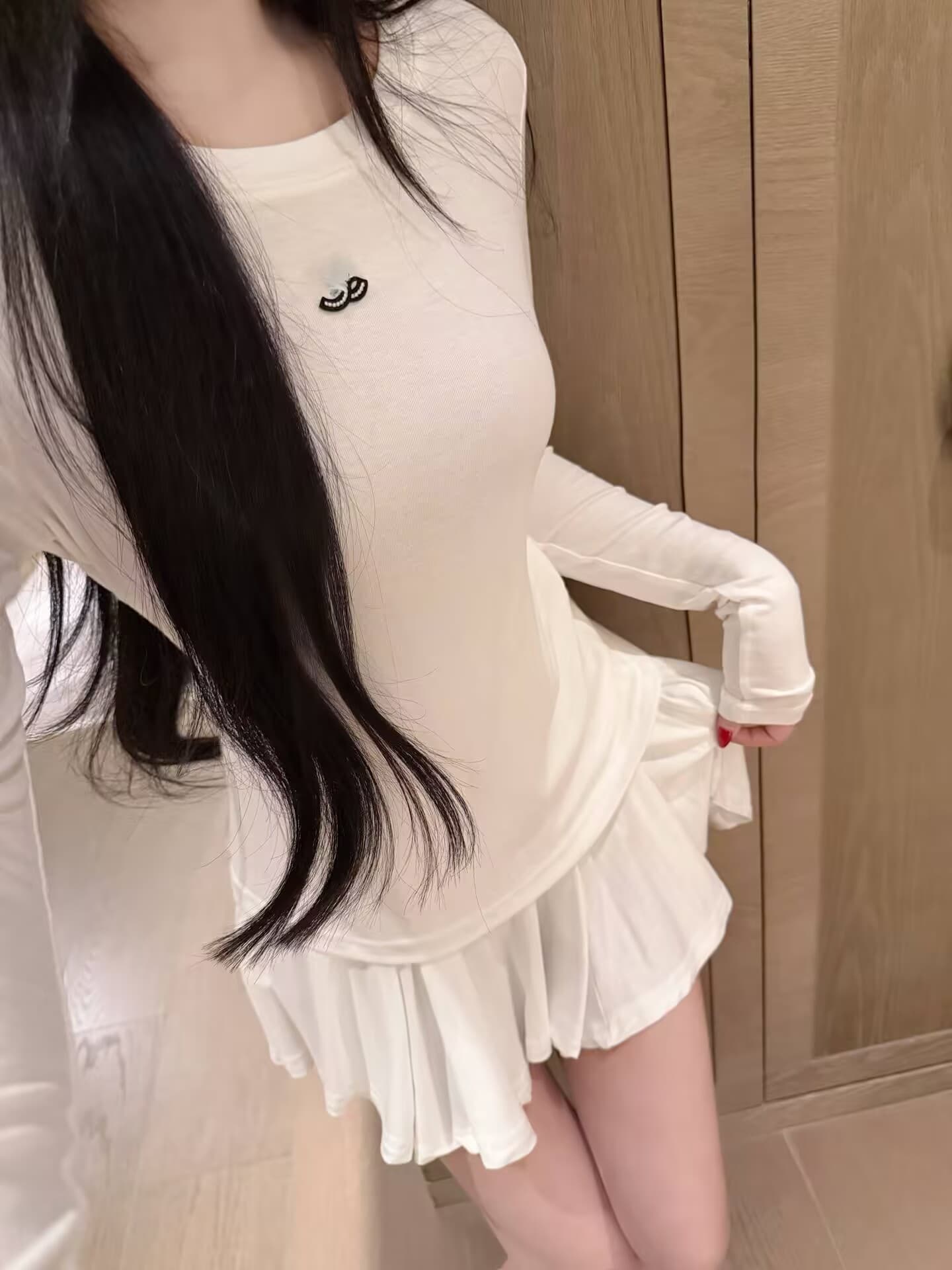 폭발 자수 알파벳 미니멀리즘 맨위 미니 스커트 연령 감소 섹션 세트 상세 이미지 3