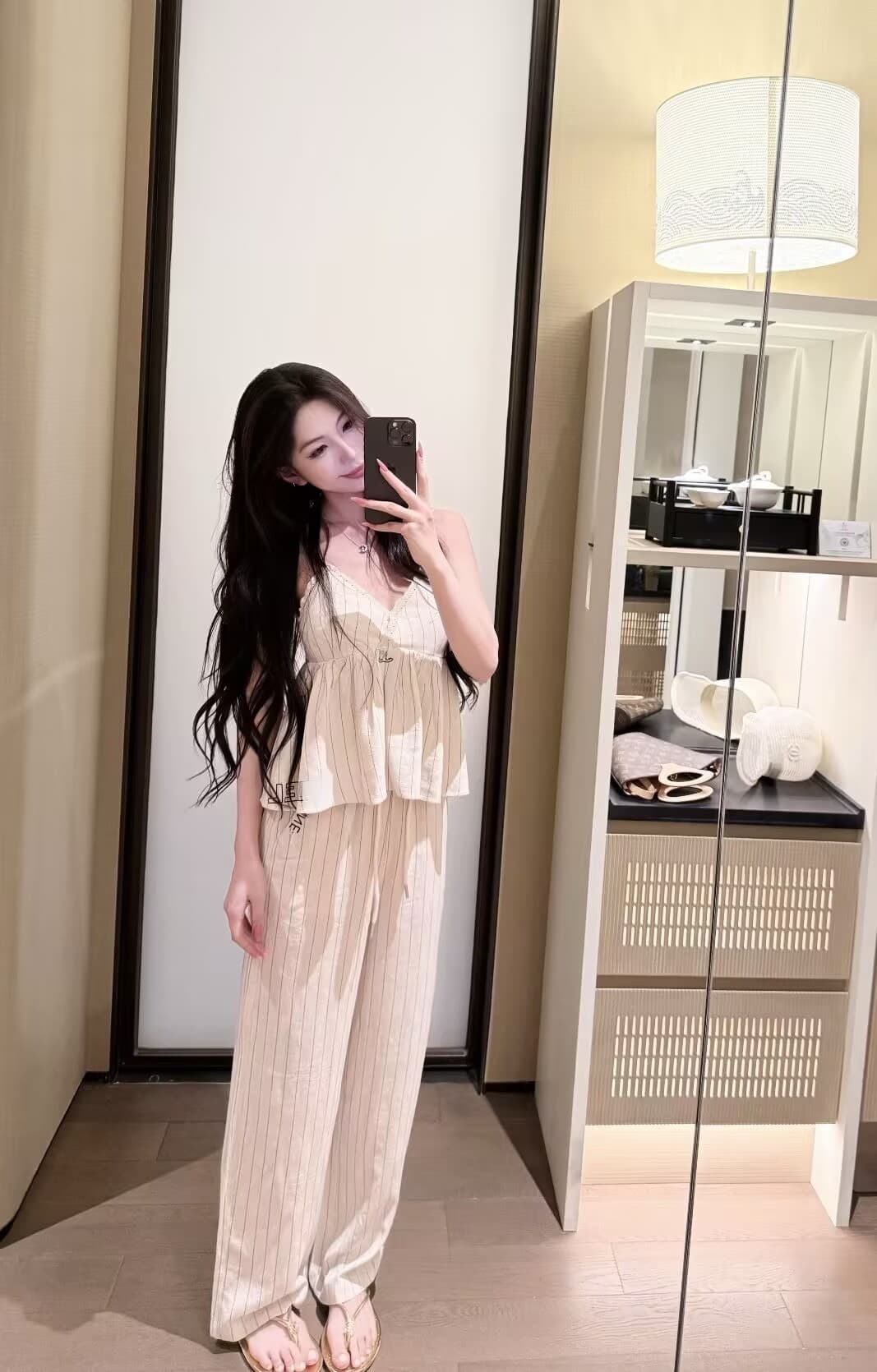 폭발 작은 샤넬 스타일 자수 알파벳 슬립 스트라이프 캐주얼 세트 이미지 2
