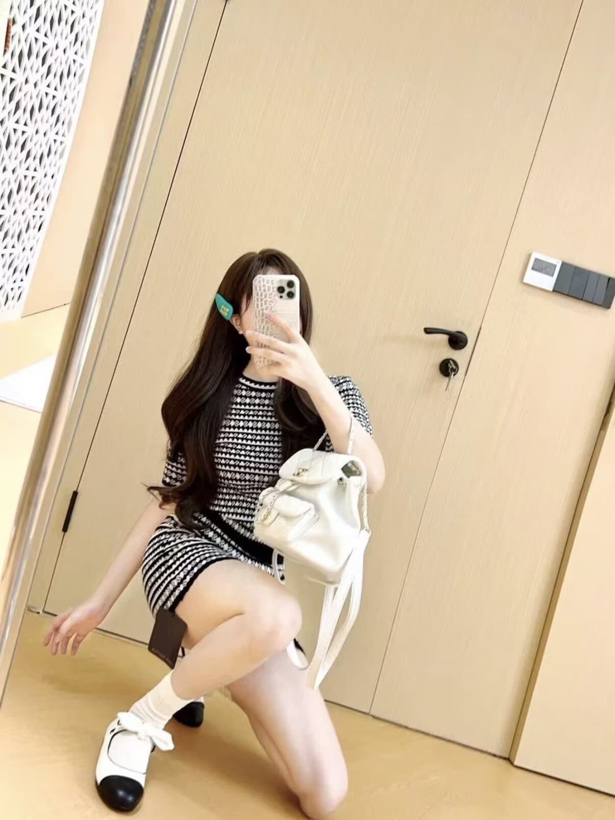 폭발 오류 부서 스트라이프 배색 니트 세트