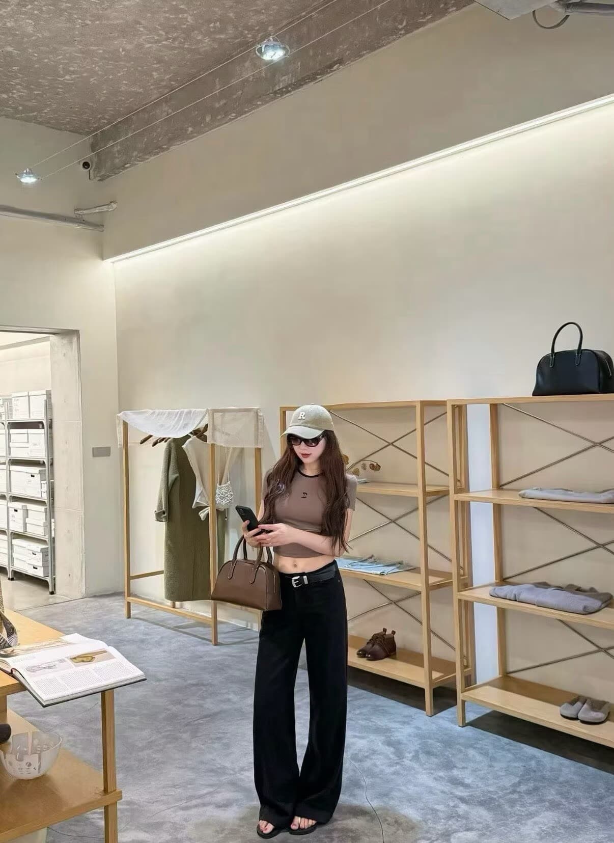 폭발 작은 샤넬 스타일 자수 티셔츠 편안함 청바지 세트 이미지 3
