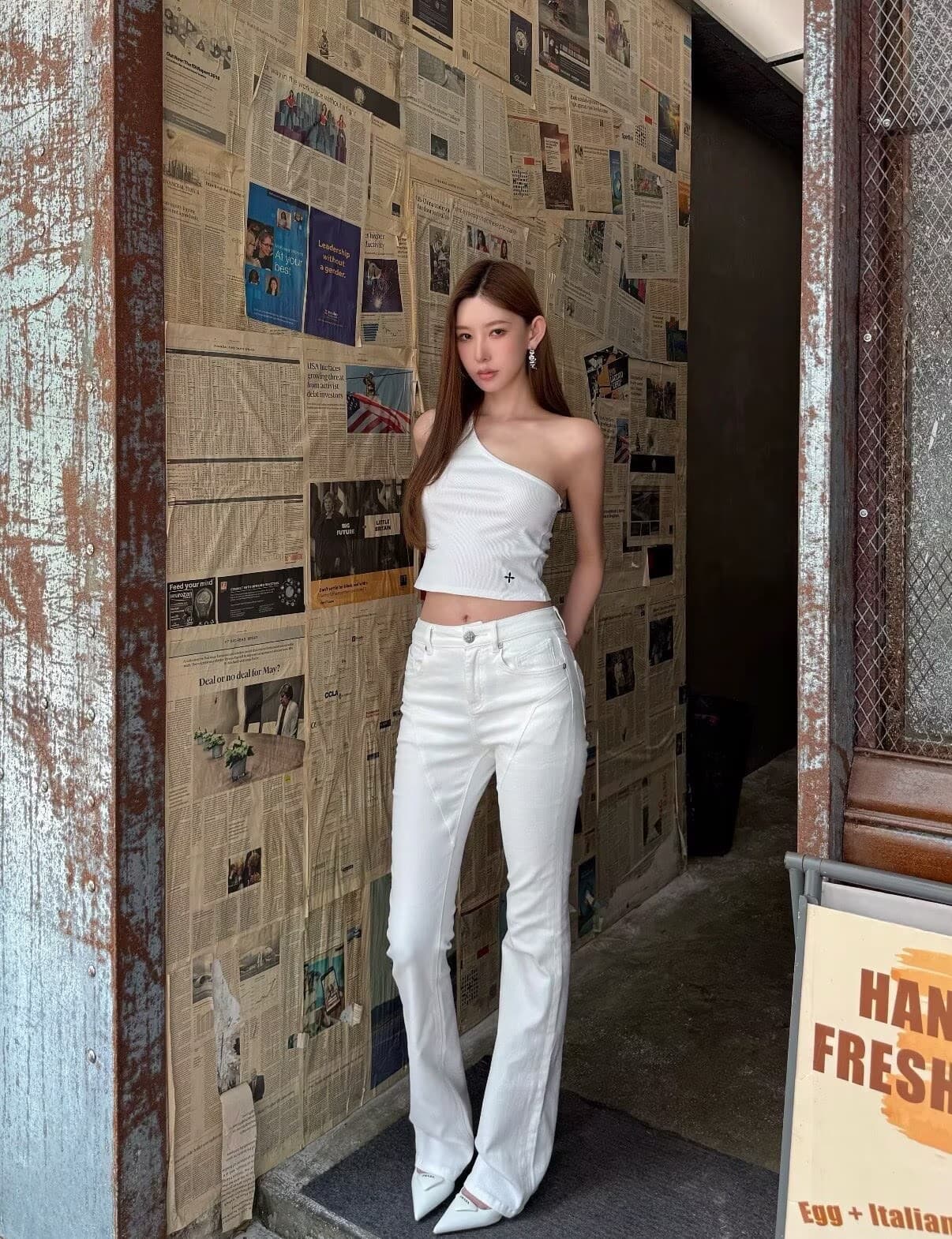 폭발 sm 슈퍼 여성 단체 부츠컷 청바지 이미지 2