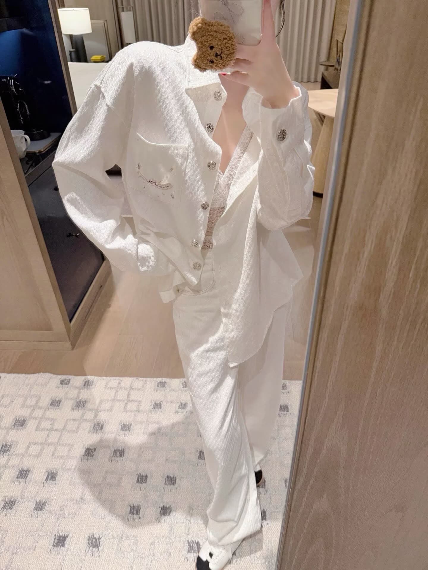 폭발 작은 샤넬 스타일 자수 핫픽스 데님 재킷 상세 이미지 3