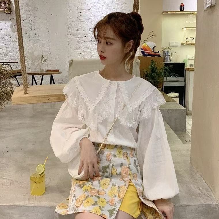 디자인 센스 프랑스식 레이스업 2026 년 가을 레이스 칼라 화이트 여성 셔츠 작은 키 Chic 부드러운 바람 셔츠 여성 이미지 2