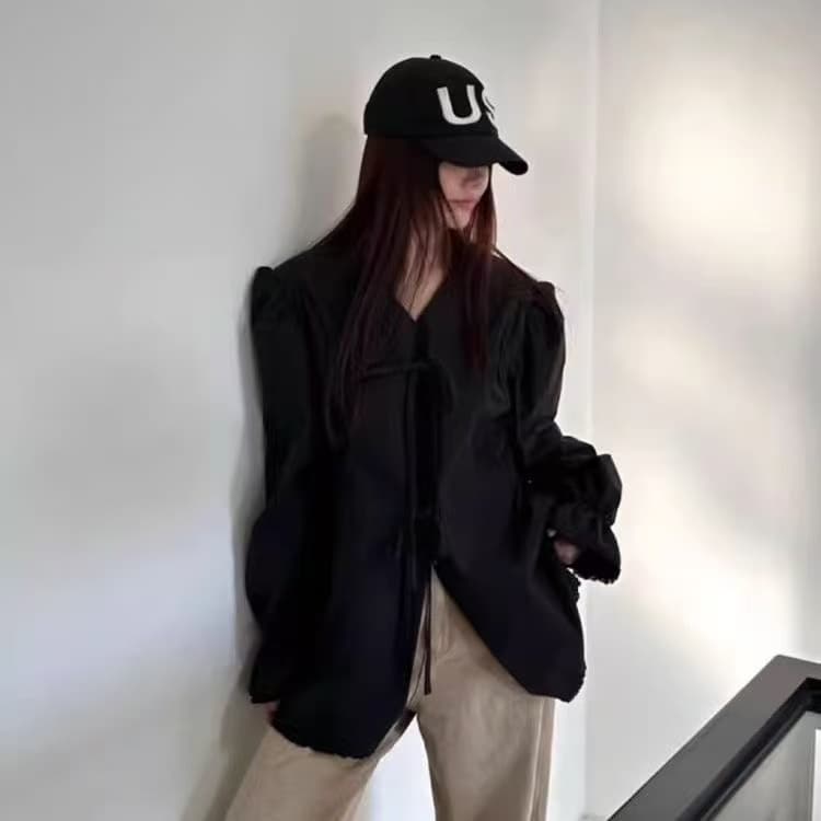 한국 chic 봄 새로운 작은 대중 디자인 패치워크 레이스 레이스업 여성 셔츠 루즈핏 다용도 단색 나팔 소매 이미지 2