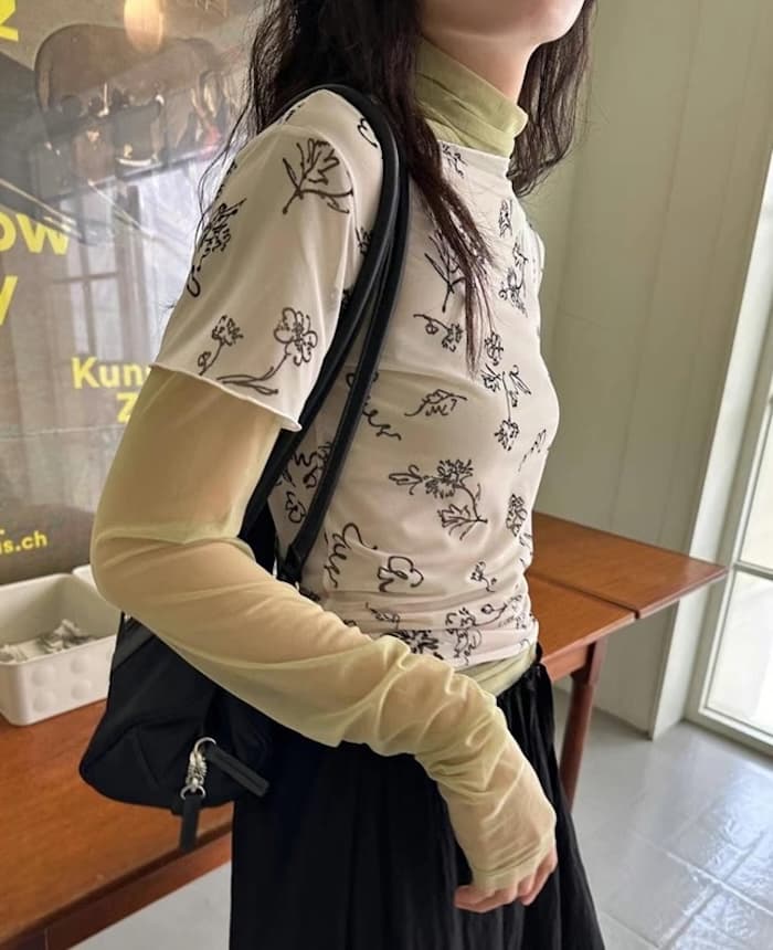 여름 한국 ins 프랑스식 낙서 수채화 꽃 귀여운 어린애 같은 프린트 반팔 티셔츠 맨위 망사 상세 이미지 10