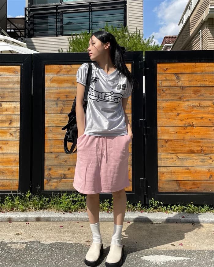 4 색 여름 한국 알파벳 운동 레트로 하라주쿠 스타일 알파벳 프린트 반팔 맨위 티셔츠 소녀 학원 상세 이미지 3