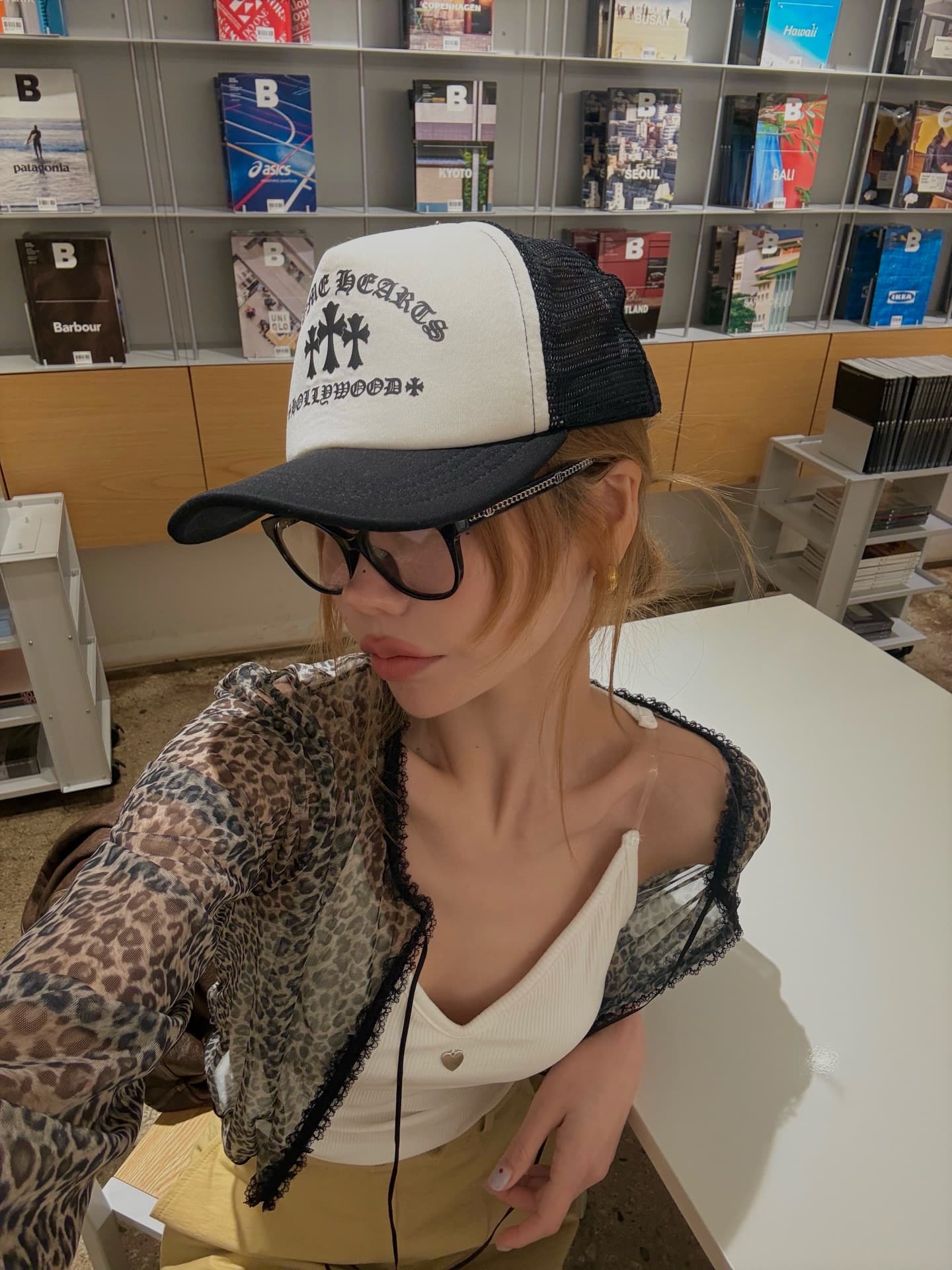 이른 가을 새로운 한국 개성 작은 레오파드 무늬 레이스 망사 스트랩 레이스업 쇼트 스타일 작은 열림 셔츠 긴팔 맨위 상세 이미지 3