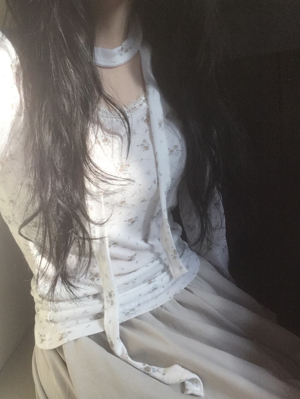 이른 가을 새로운 한국 소녀 바람 꽃무늬 꽃 프린트 레이스 레이스 행침 목 레이스업 만나는 긴팔 티셔츠 상세 이미지 5