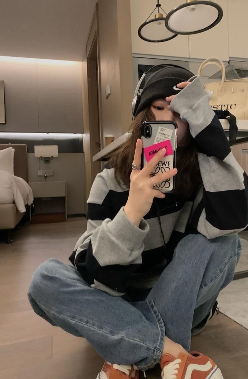 폴리 에스터 물고기 규모 얇은 스타일 레트로 스트라이프 후드티 여성 가을 의상 ins 루즈핏 긴팔 라운드 넥 상세 이미지 8