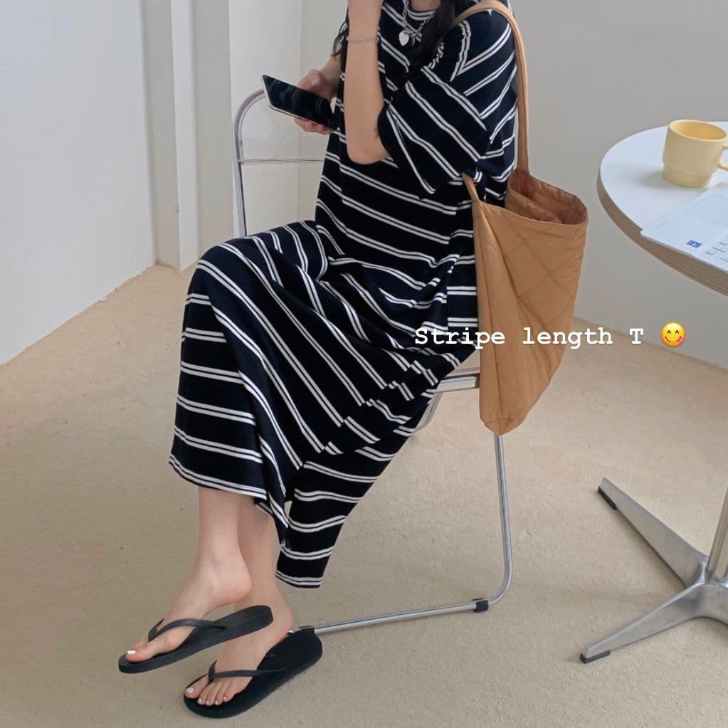 여름 작은 샤넬 스타일 스트라이프 여성 드레스 한국 스타일 루즈핏 캐주얼 티셔츠 루즈핏 롱 스커트