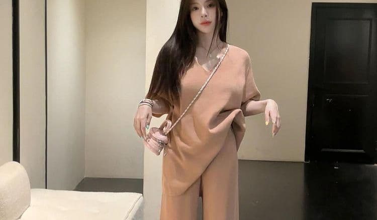 여름 새로운 빅 사이즈 품격 슬림해 보이는 V넥 반팔 허리밴드 스트레이트 넓은 다리 한 부서 투피스 세트 상세 이미지 10