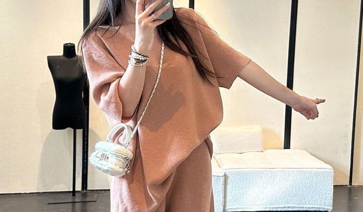 여름 새로운 빅 사이즈 품격 슬림해 보이는 V넥 반팔 허리밴드 스트레이트 넓은 다리 한 부서 투피스 세트 상세 이미지 15
