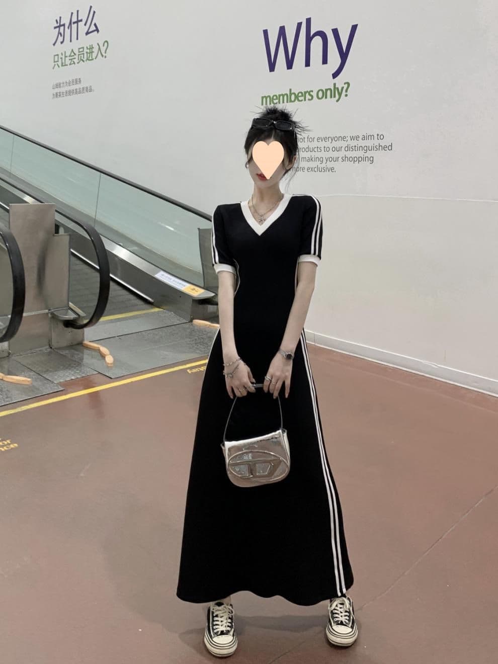 대외 무역 프랑스식 고급 센스 V넥 반팔 드레스 2026 봄 여름 새로운 아름다운 치마 허리 수축 길다 치마 상세 이미지 10