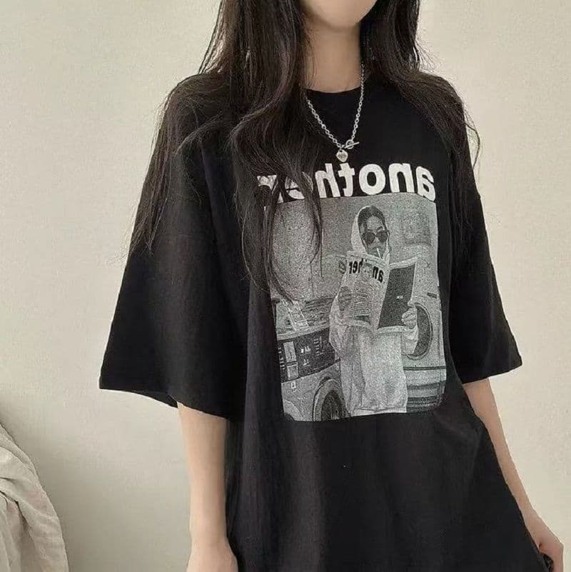 한국 동대문 한 부서 미니멀리즘 프린트 루즈핏 슬림해 보이는 라운드 넥 반팔 티셔츠 상세 이미지 8