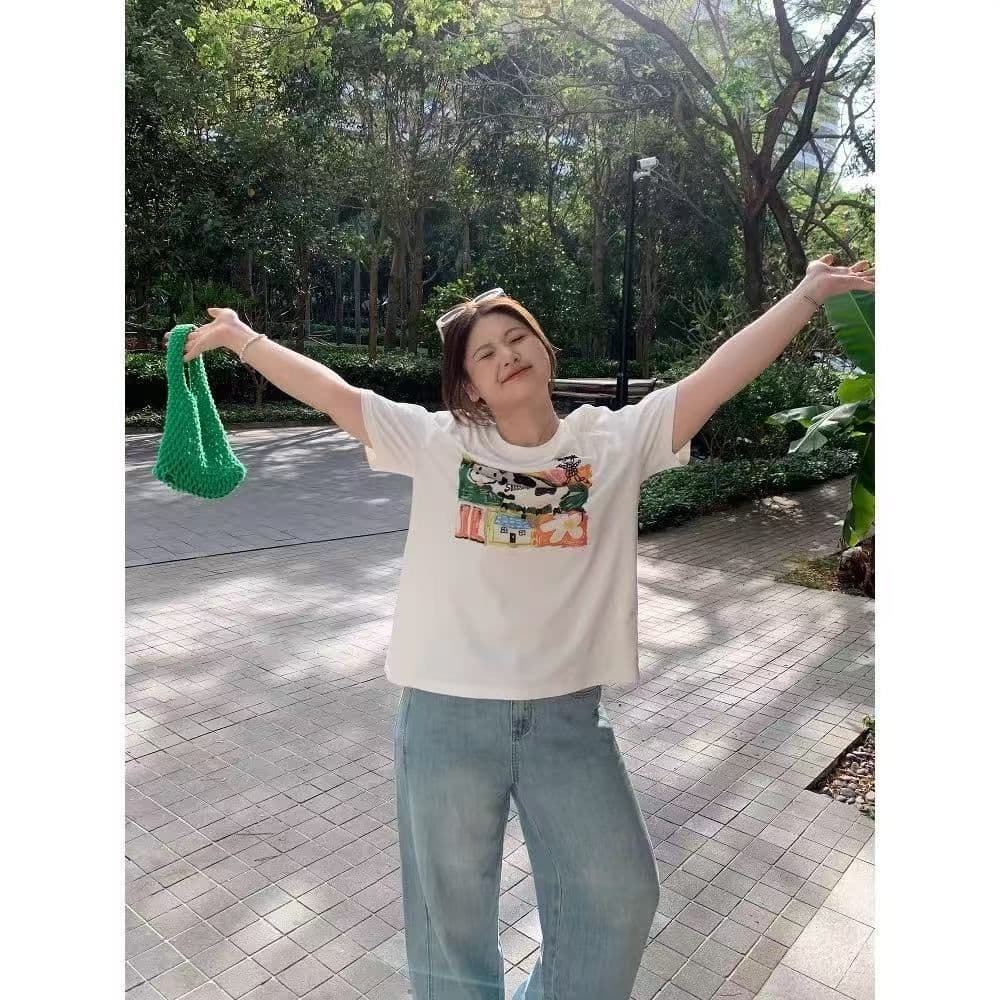 한국 동대문 한 부서 미니멀리즘 프린트 루즈핏 슬림해 보이는 라운드 넥 반팔 티셔츠 상세 이미지 2