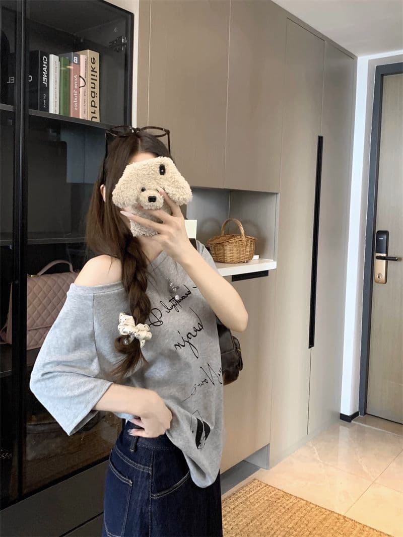 비스듬한 어깨 반팔 티셔츠 여름 알파벳 프린트 루즈핏 맨위 상세 이미지 16