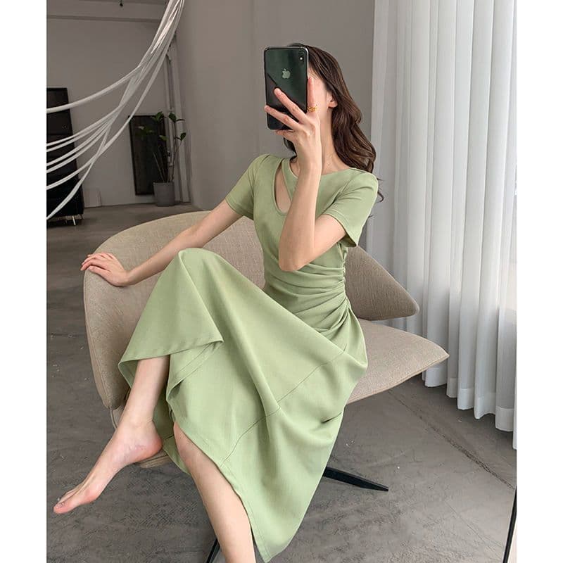 여성 드레스 여름 새로운 홀로우 아웃 프랑스식 품격 슬림해 보이는 디자인 허리 수축 그는 벤 바람 롱 스커트 여름 작은 대중 상세 이미지 12