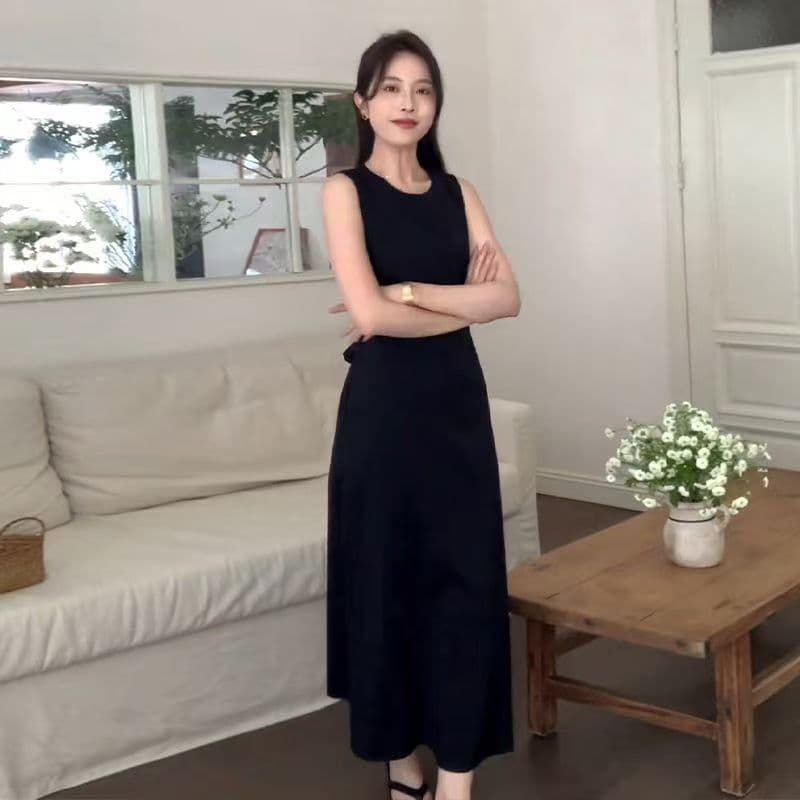 벤 바람 검정색 민소매 조끼 원피스 아이들 여름 2026 새로운 차 휴식 프랑스식 품격 루즈핏 롱 스커트 이미지 2